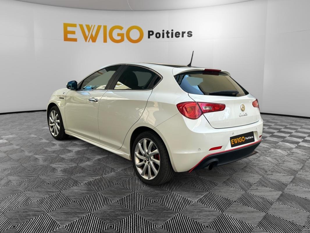 Alfa Romeo Giulietta - Photo 4