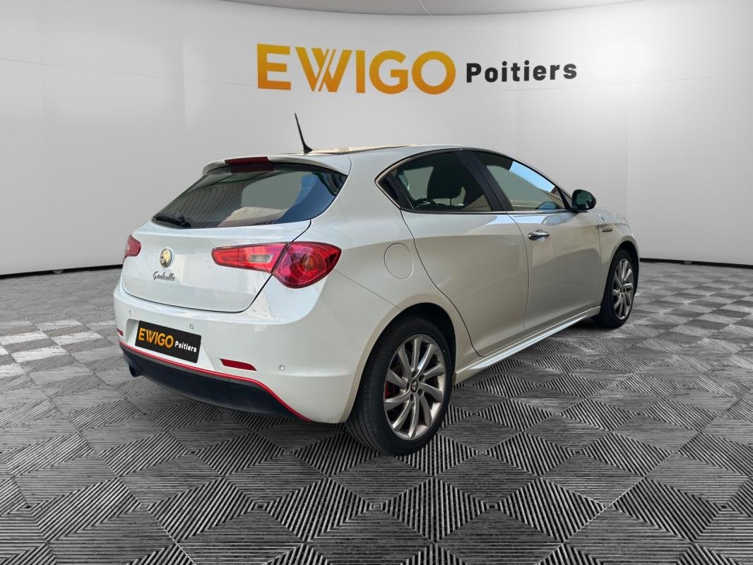 Alfa Romeo Giulietta - Photo 6