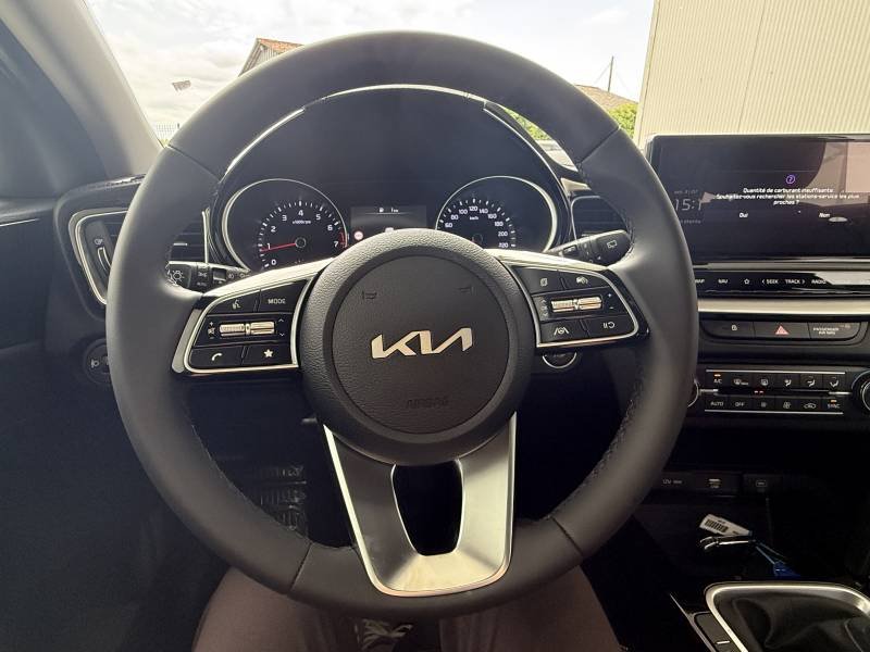 Kia CEED - Photo 33