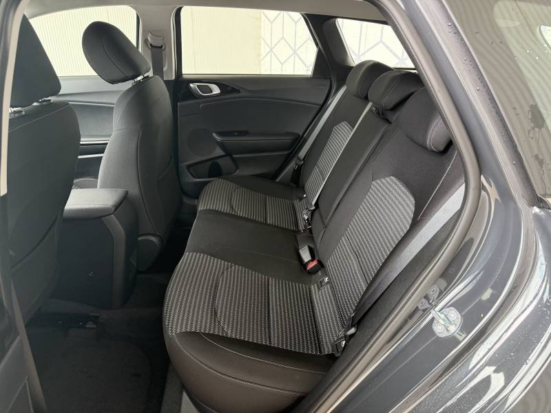 Kia CEED - Photo 9