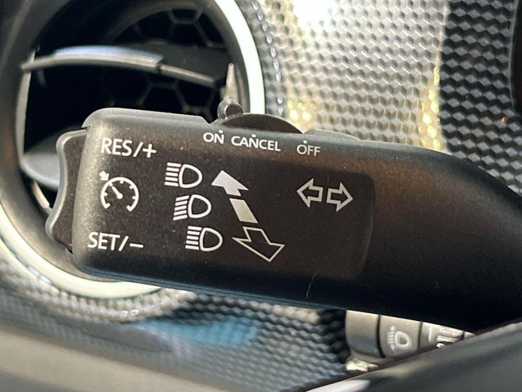 Volkswagen E-Up! - Photo 21