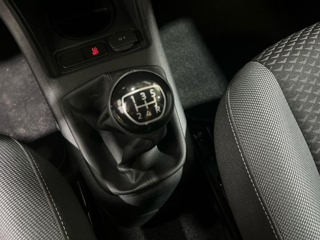Volkswagen Up! - Photo 11