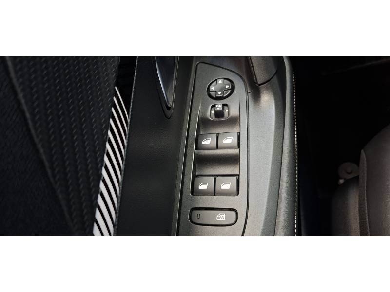 Peugeot 2008 - Photo 28