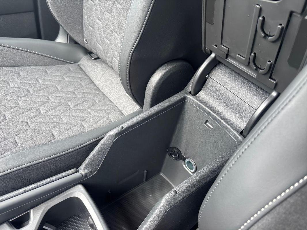 Volkswagen Tiguan - Photo 12
