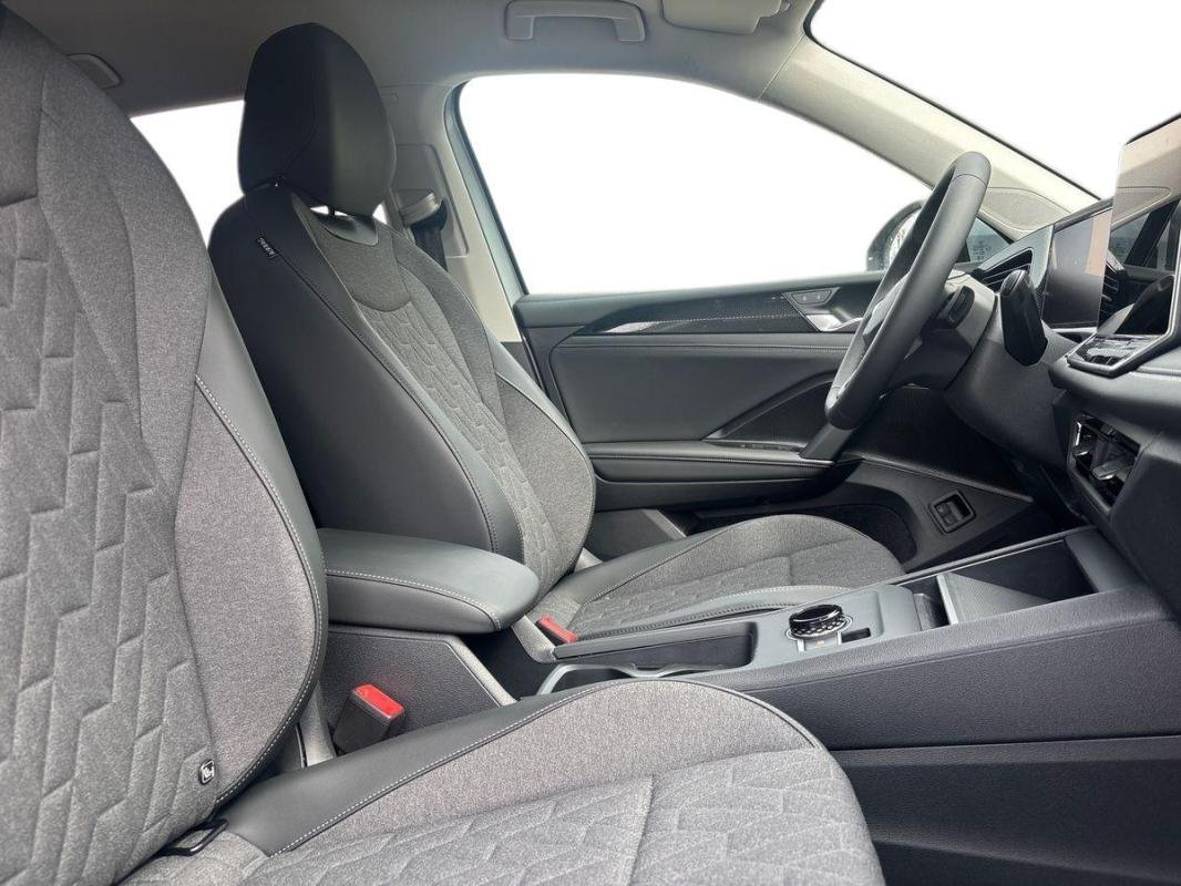 Volkswagen Tiguan - Photo 13