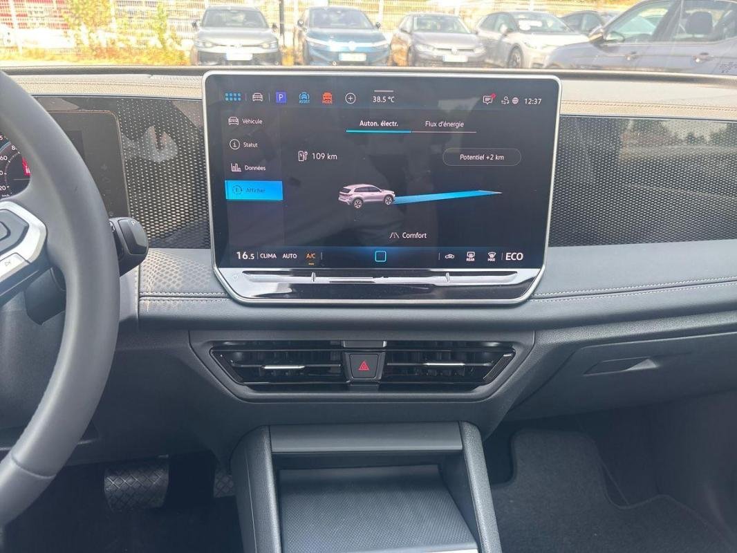 Volkswagen Tiguan - Photo 10