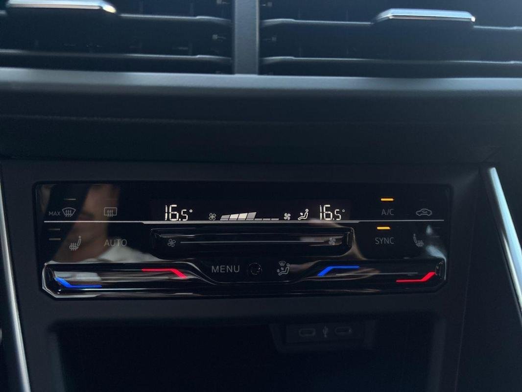 Volkswagen Polo - Photo 19