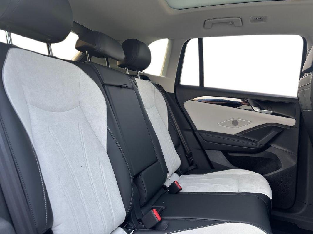 Volkswagen Tiguan - Photo 23