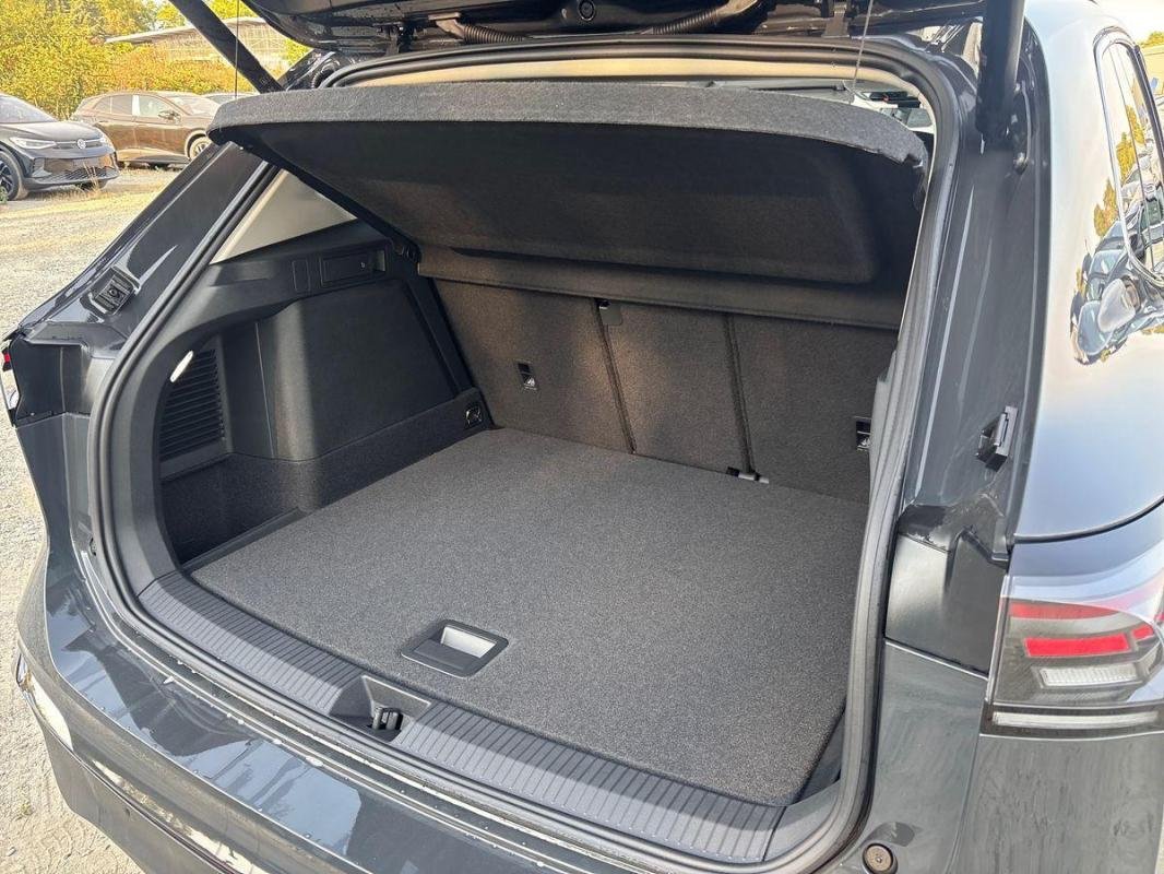 Volkswagen Tiguan - Photo 32