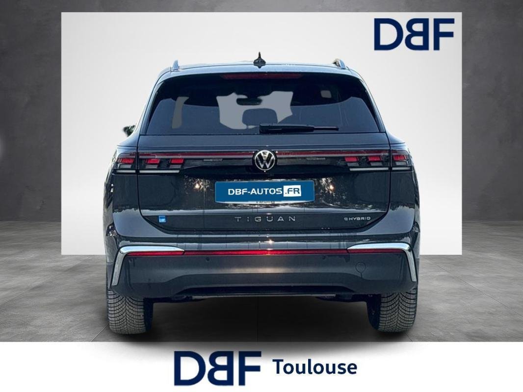 Volkswagen Tiguan - Photo 4