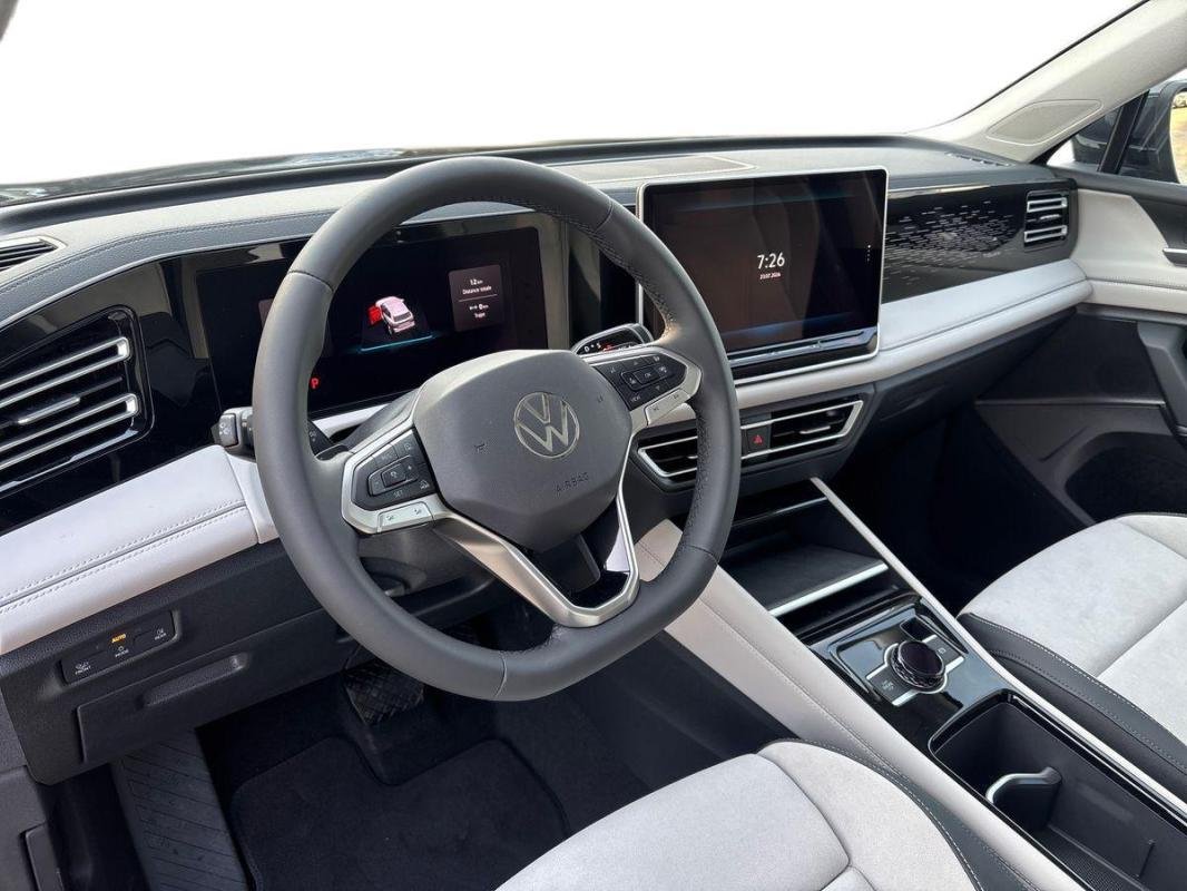 Volkswagen Tiguan - Photo 9