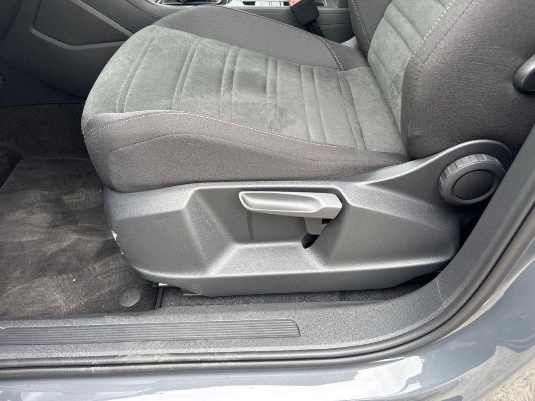 Volkswagen Touran - Photo 14