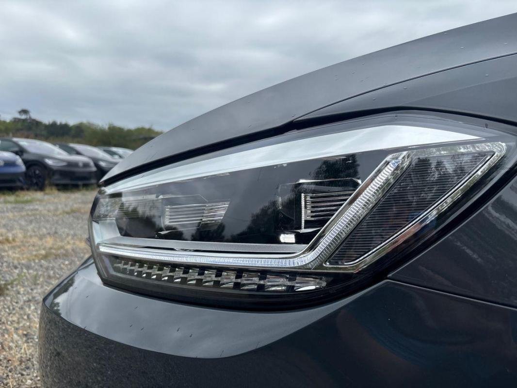 Volkswagen Touran - Photo 26