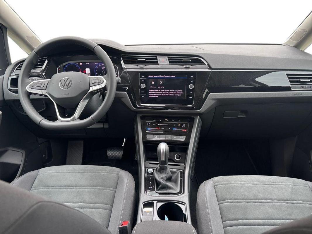 Volkswagen Touran - Photo 8