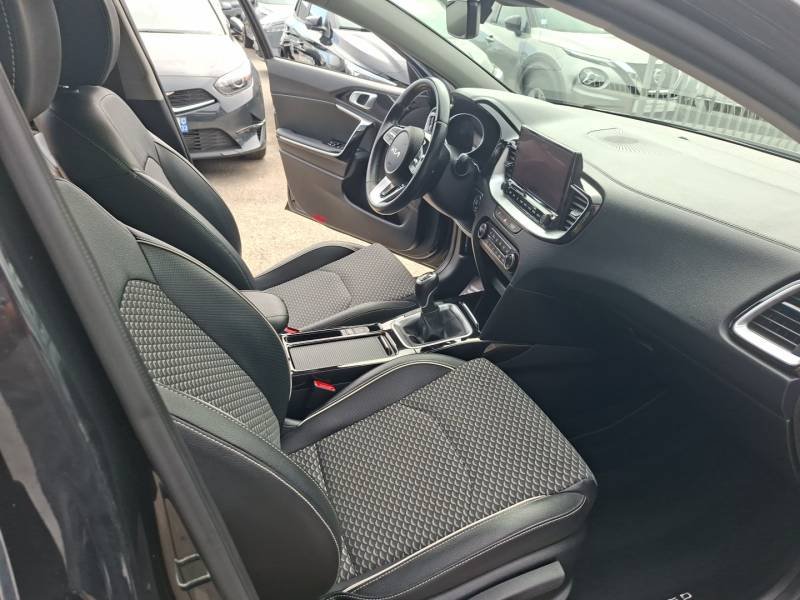 Kia Xceed - Photo 11