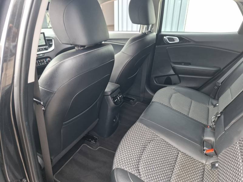 Kia Xceed - Photo 24