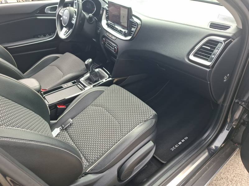 Kia Xceed - Photo 29
