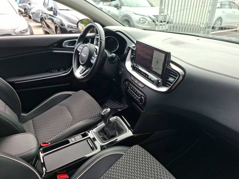 Kia Xceed - Photo 31