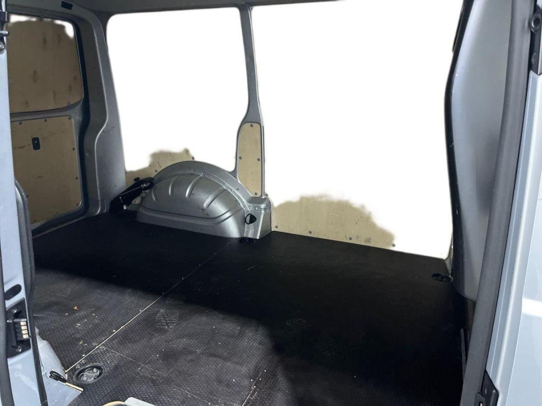 Volkswagen Transporter - Photo 22