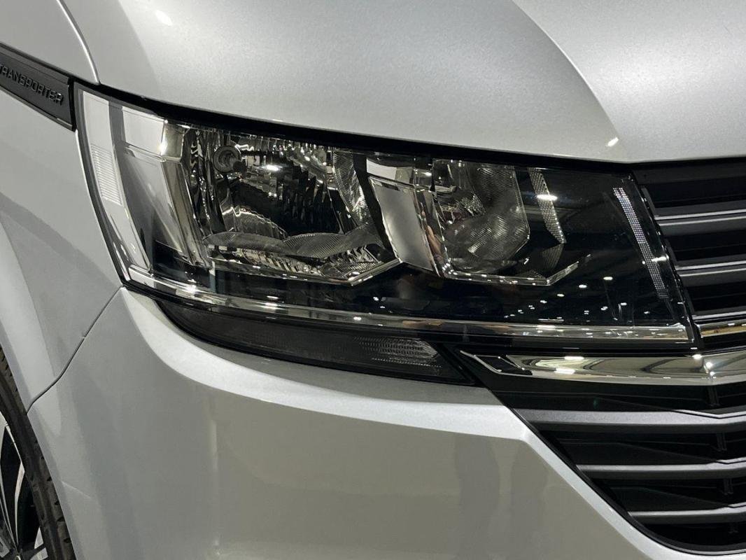 Volkswagen Transporter - Photo 25