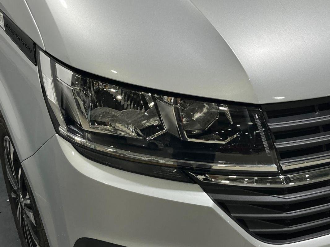 Volkswagen Transporter - Photo 26