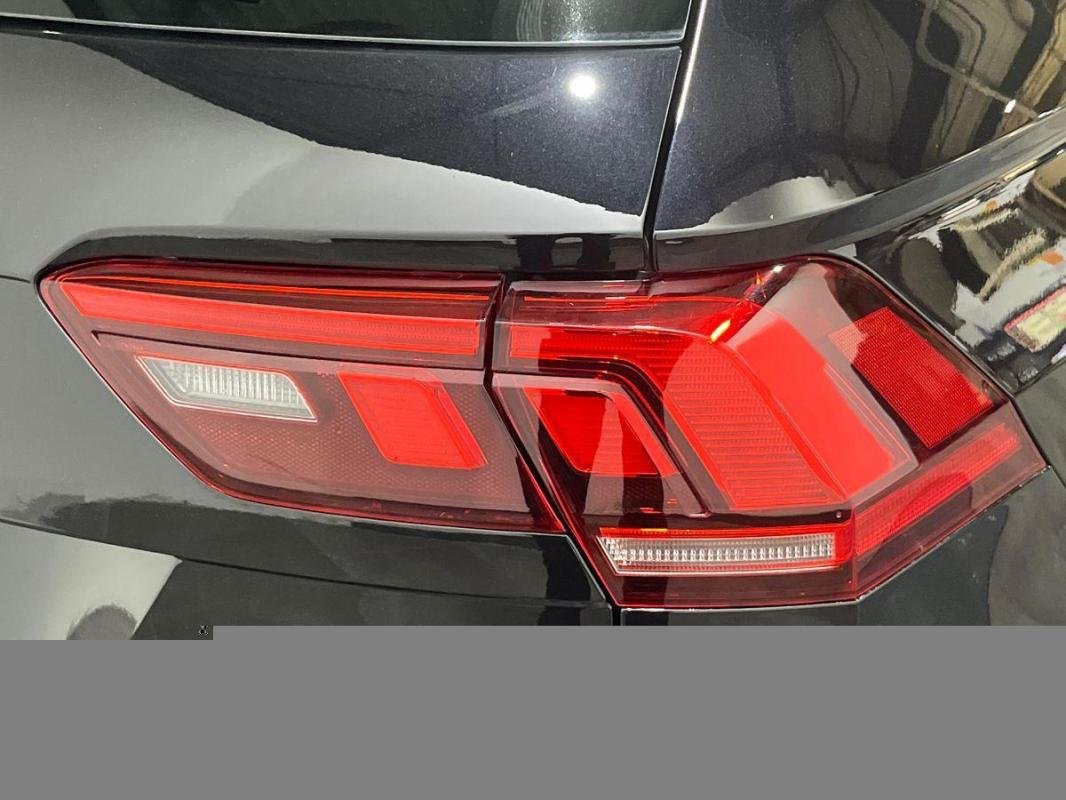 Volkswagen Tiguan - Photo 24