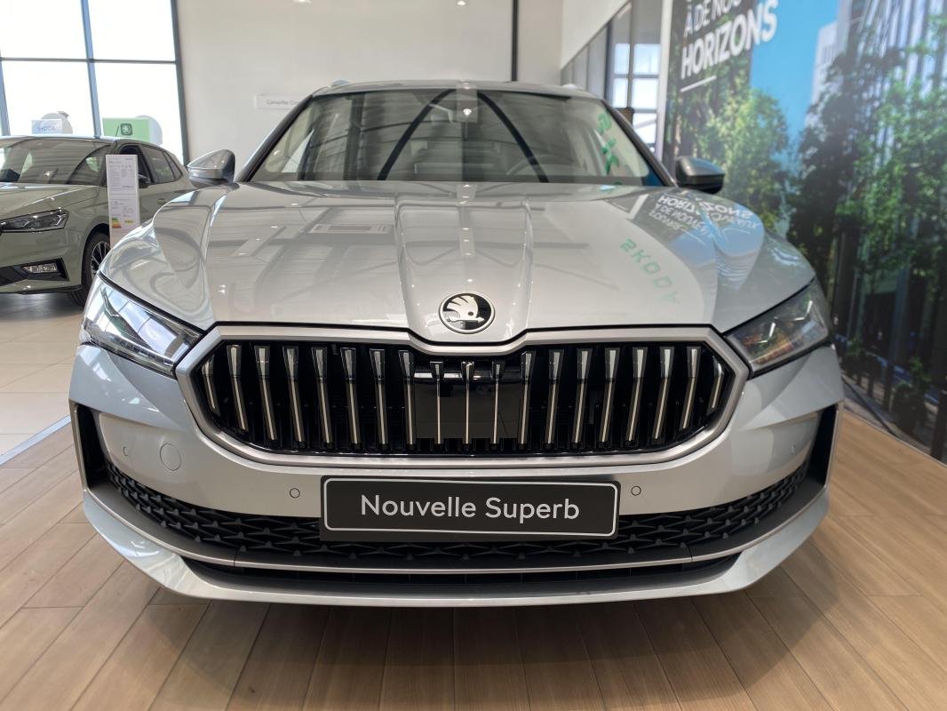 Skoda Superb Combi - Photo 6