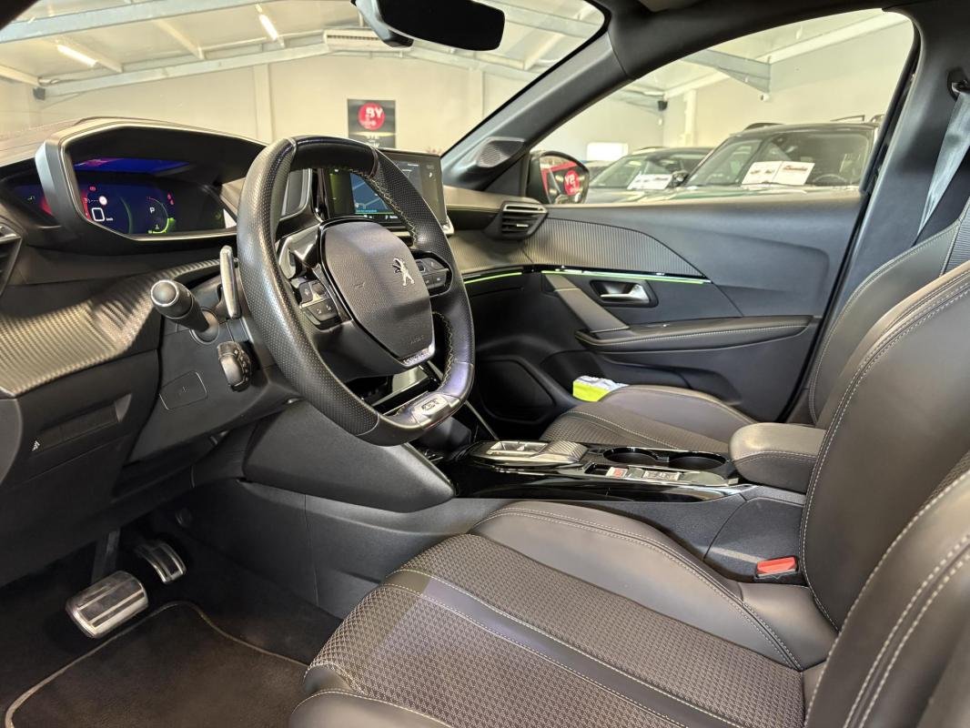 Peugeot 208 - Photo 14
