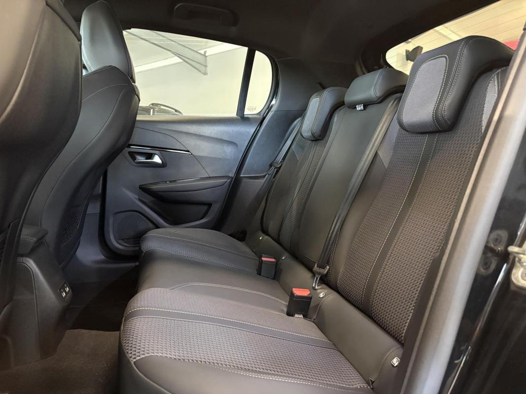 Peugeot 208 - Photo 16
