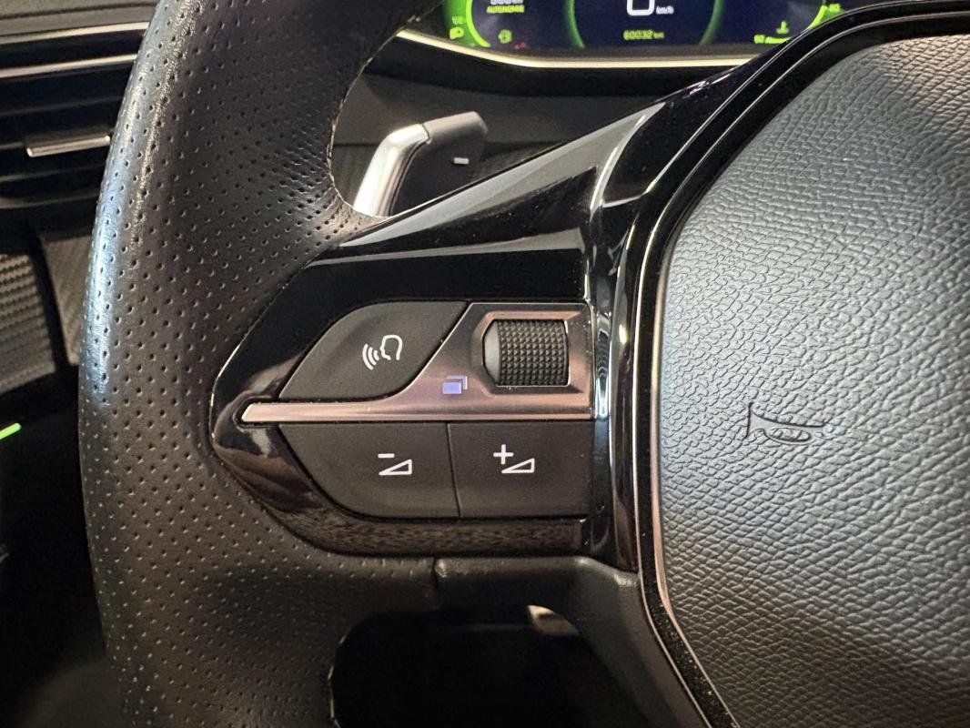 Peugeot 208 - Photo 21