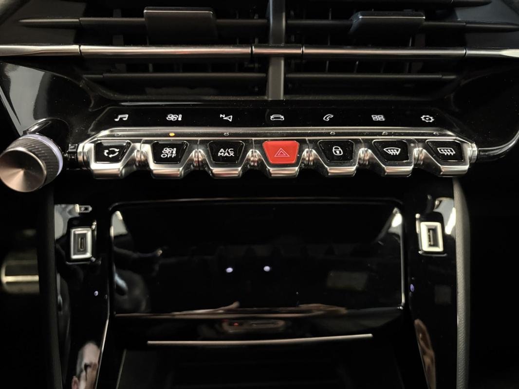 Peugeot 208 - Photo 34