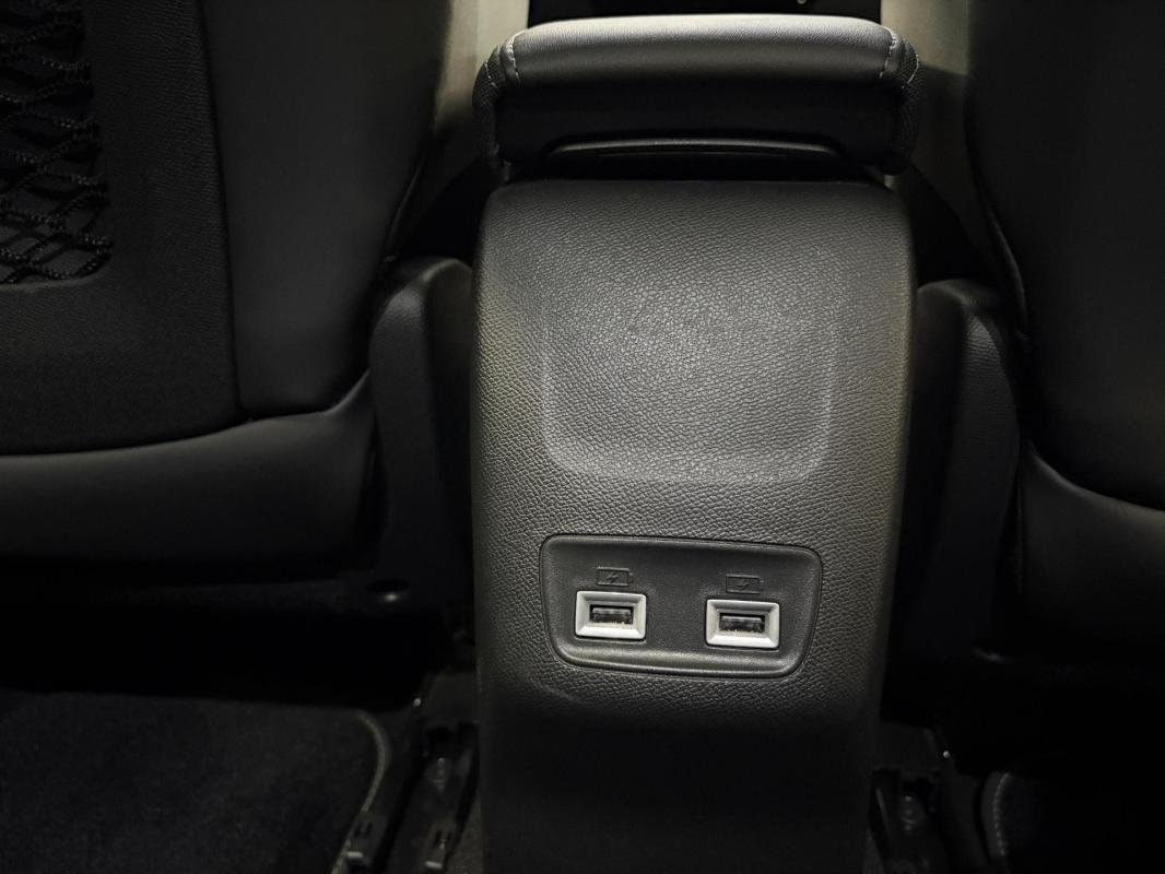 Peugeot 208 - Photo 39