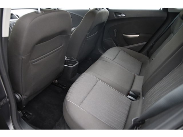 Opel Astra - Photo 12