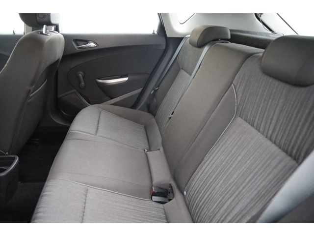 Opel Astra - Photo 13