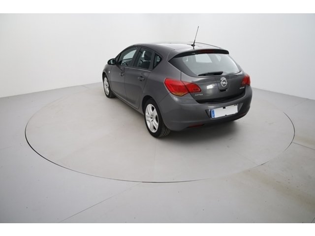 Opel Astra - Photo 5