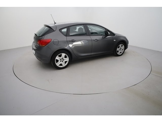 Opel Astra - Photo 7