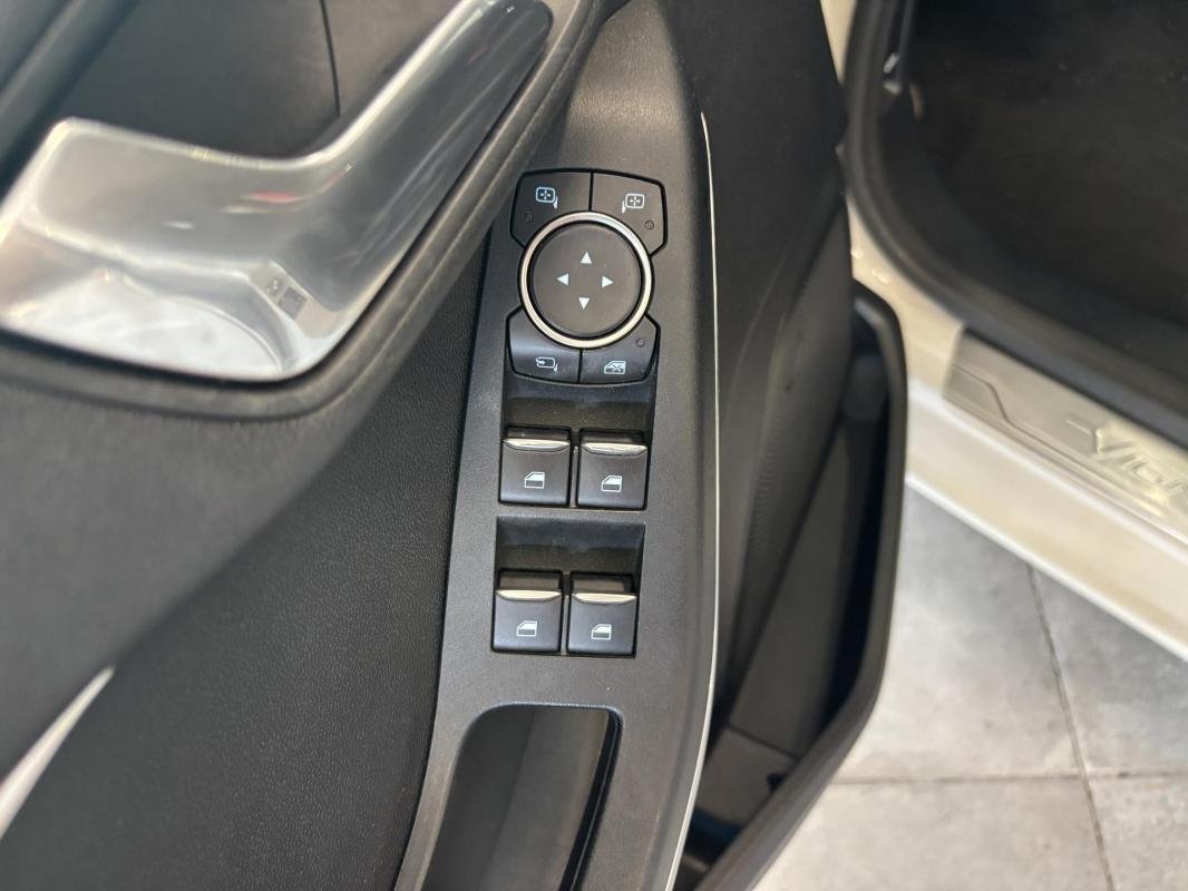 Ford Fiesta - Photo 15