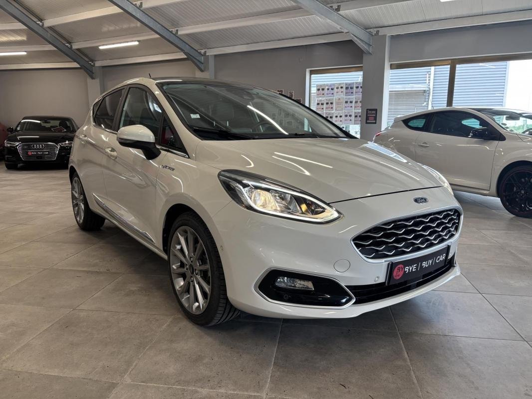 Ford Fiesta - Photo 2