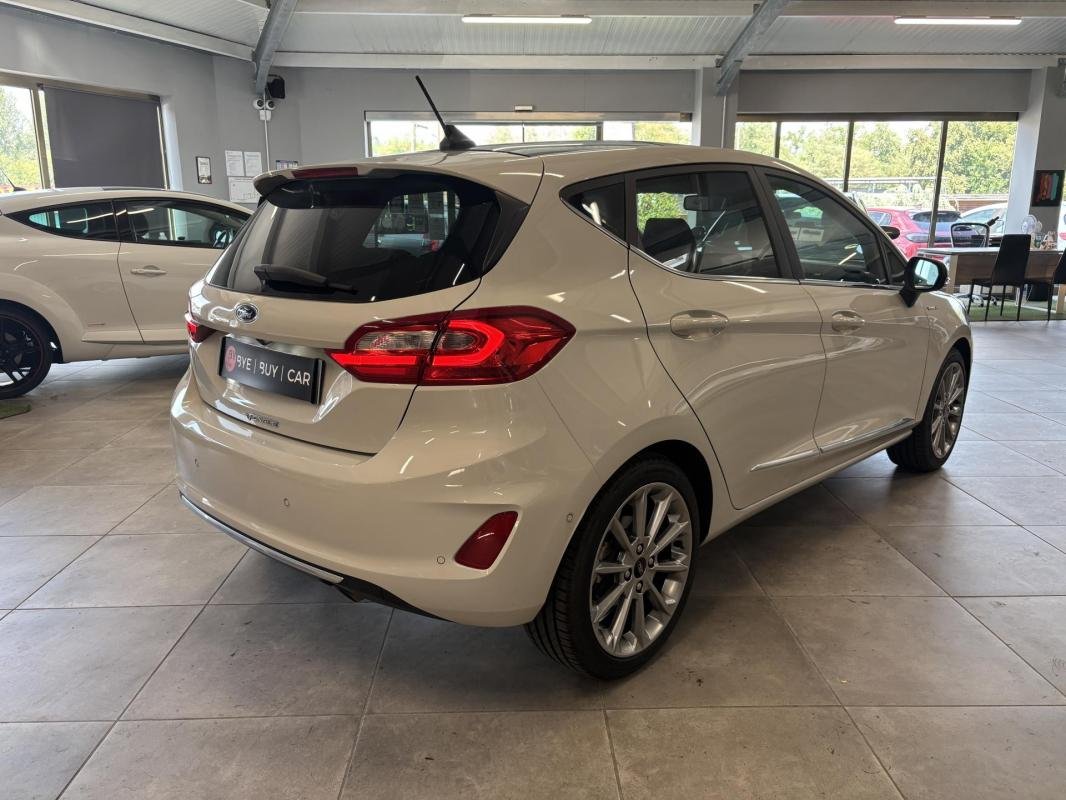 Ford Fiesta - Photo 3