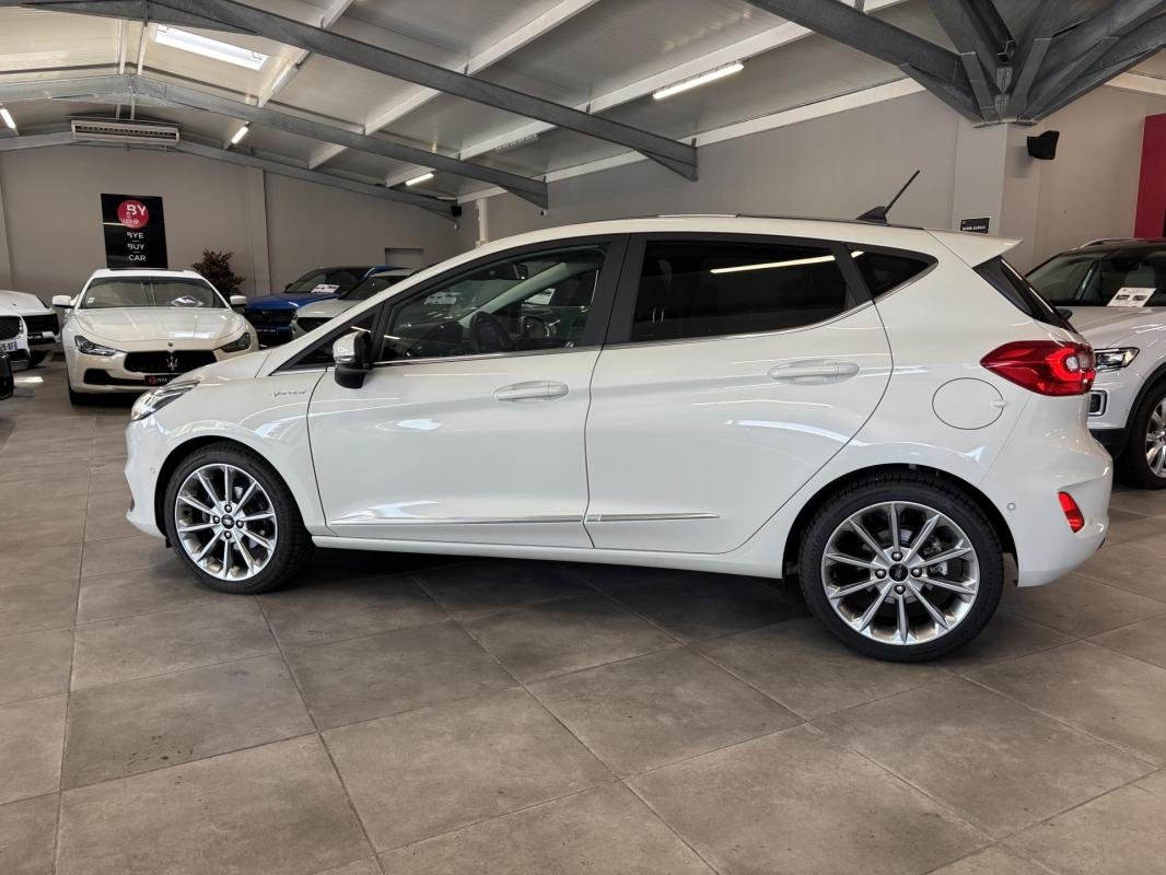 Ford Fiesta - Photo 5