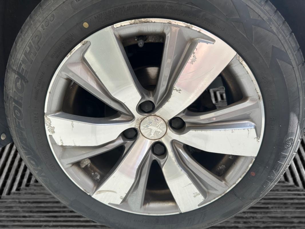 Peugeot 2008 - Photo 19