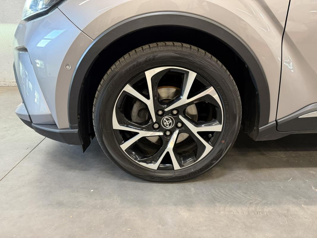 Toyota C-HR - Photo 11