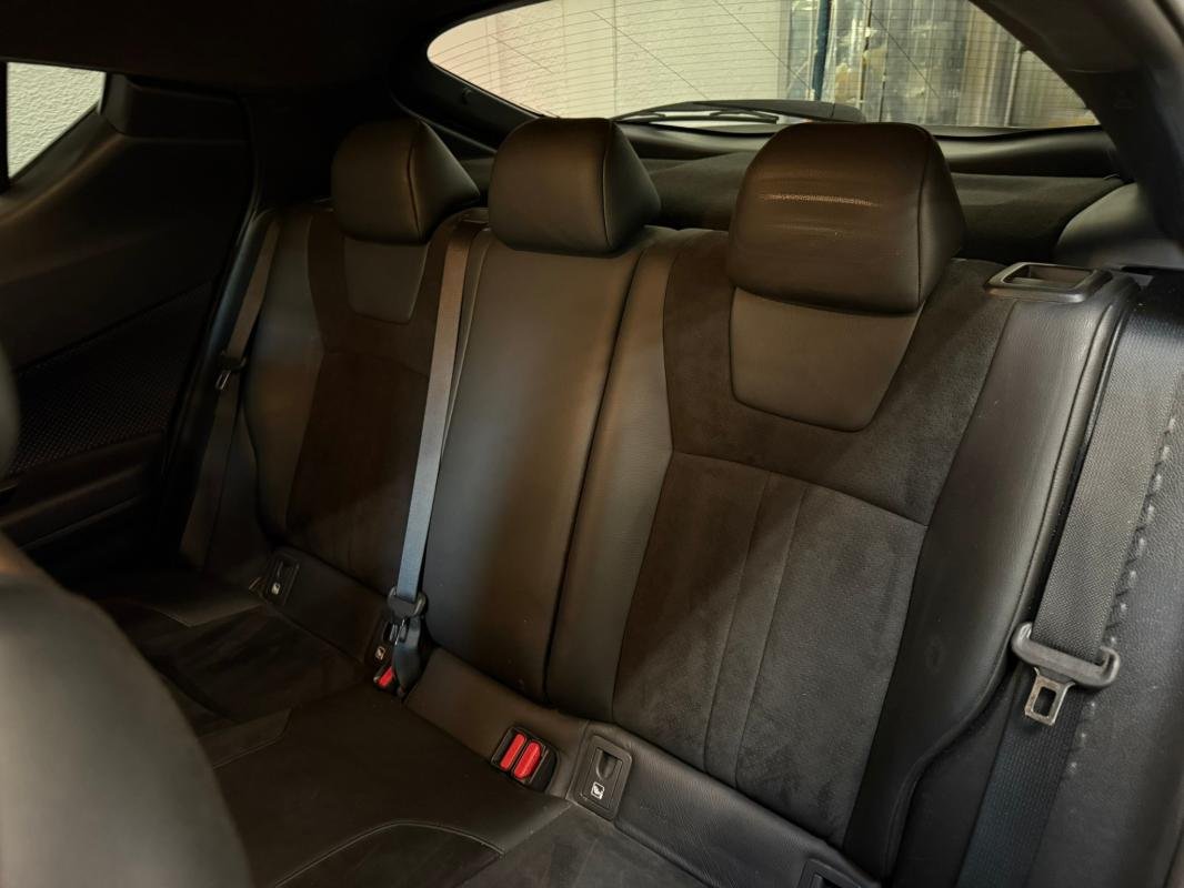 Toyota C-HR - Photo 23
