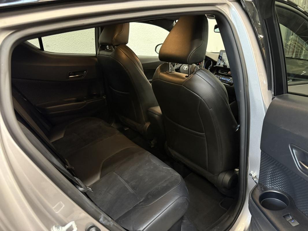 Toyota C-HR - Photo 33