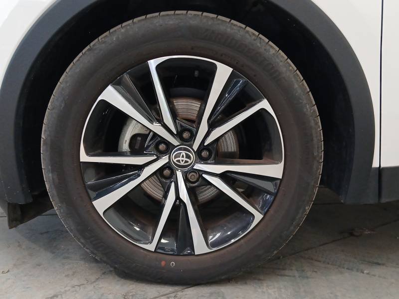 Toyota C-HR - Photo 9