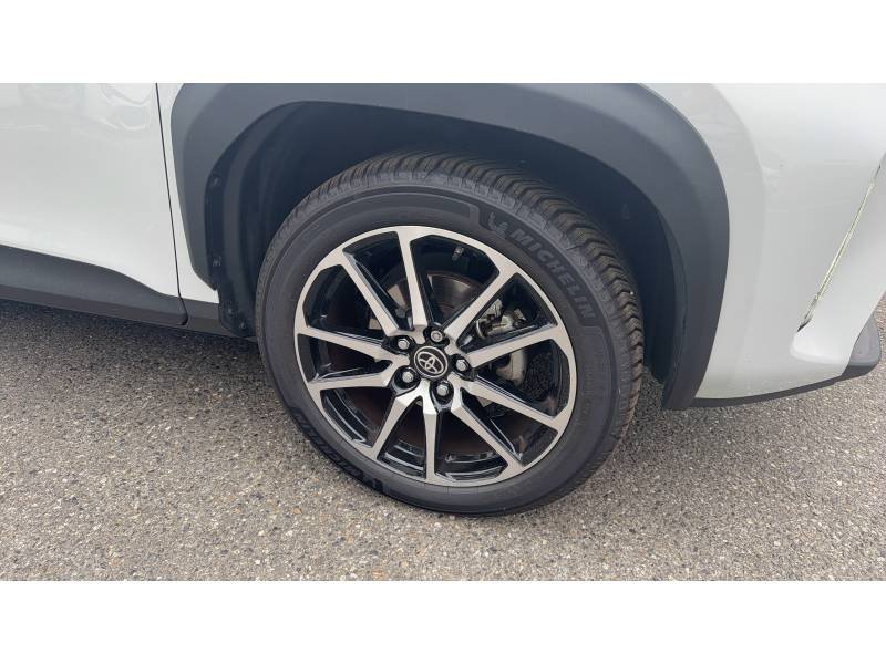 Toyota Yaris - Photo 9