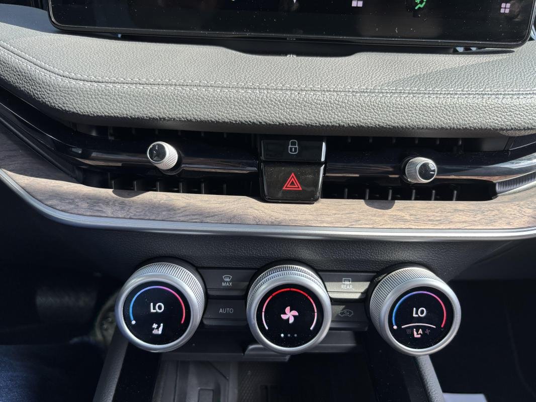 Skoda Superb Combi - Photo 23