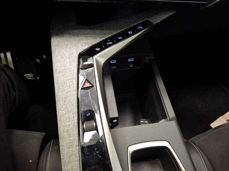 Peugeot 3008 - Photo 21