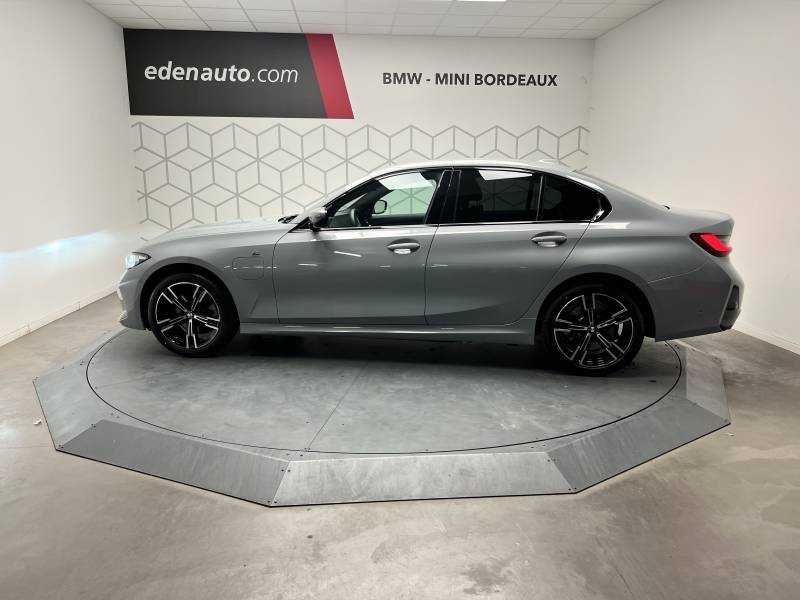 BMW Série 3 - Photo 4