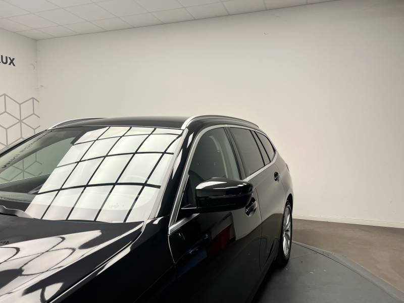 BMW Série 3 - Photo 13